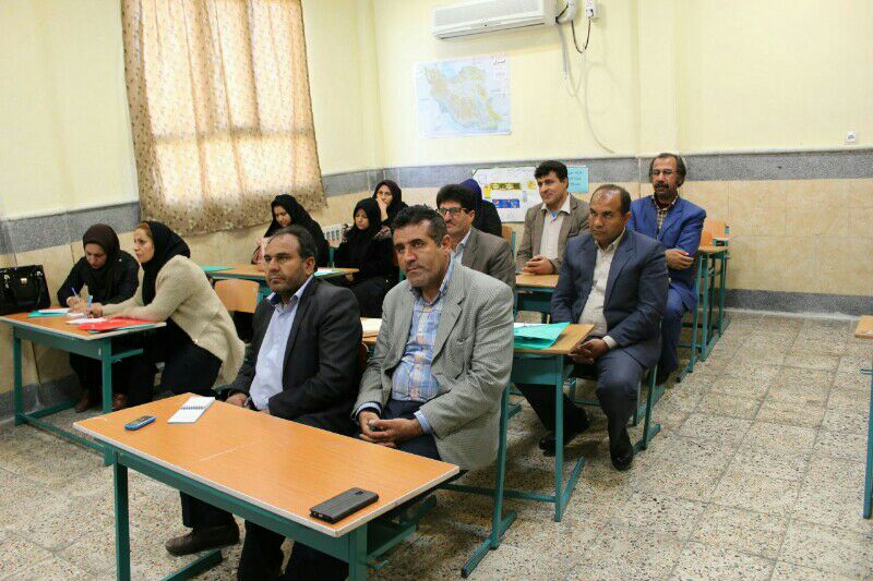 کارگاه آموزشی و دانش افزایی جشنواره نوجوان خوارزمی در باشت برگزار شد+تصاویر