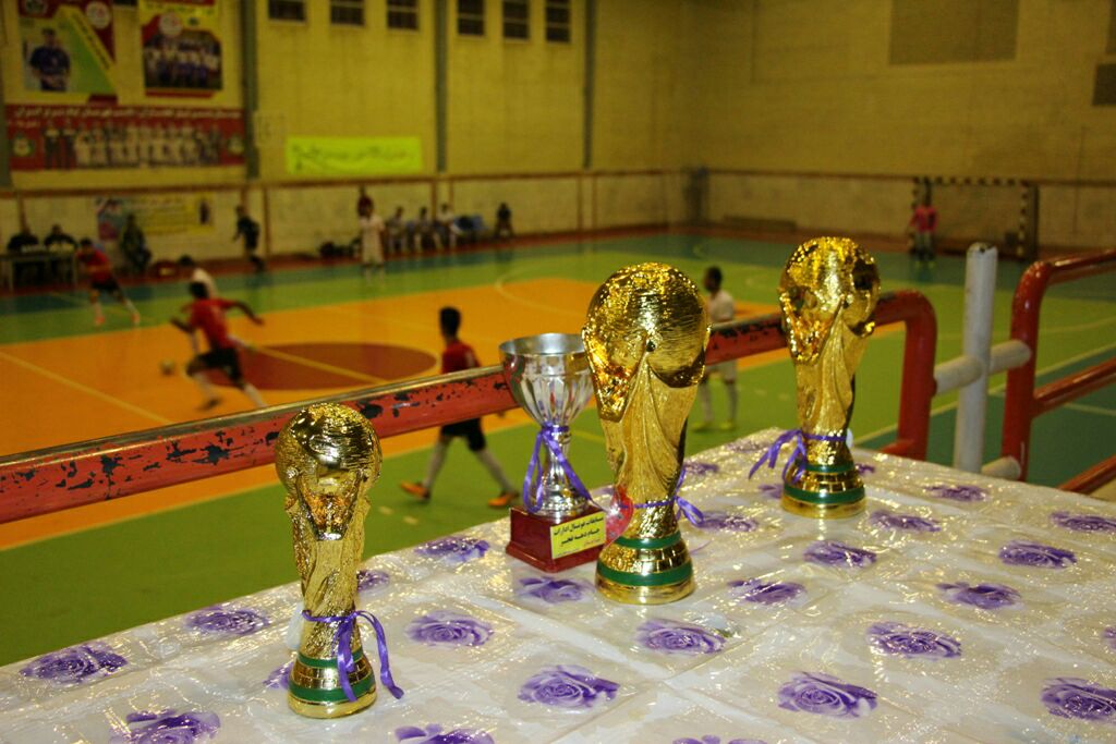 شبکه بهداشت قهرمان فوتسال جام ادارات شهرستان گچساران شد+تصاویر