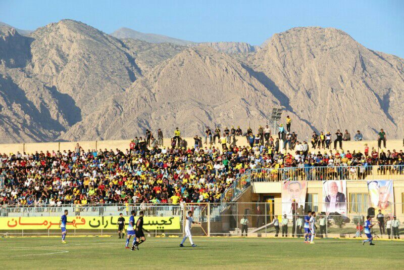 گزارش تصویری فوتبال صنعت نفت گچساران و استقلال جنوب تهران / دیدار رفت  مرحله پلی آف