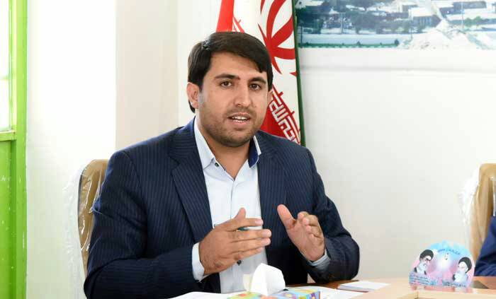 عضو شورای شهر مادوان مطرح کرد:مدیرانی که در قبای مستبدانه و متکبرانه بسر میبرند نمیتوانند داعیه تامین حقوق شهروندی را داشته باشند/کوتاهی مدیرکل دفتر فنی استانداری در حق مادوان