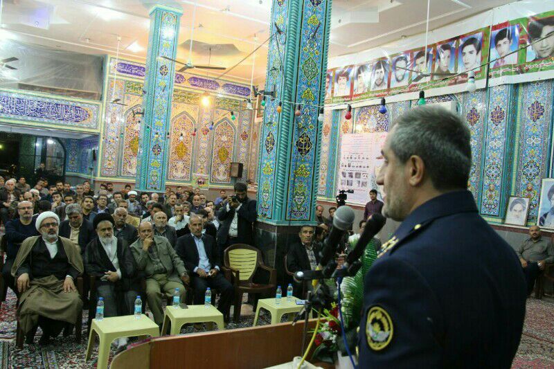 گزارش تصویری مراسم خاطره گویی خلبانان دوران دفاع مقدس درحسینیه بهبهانیهای گچساران
