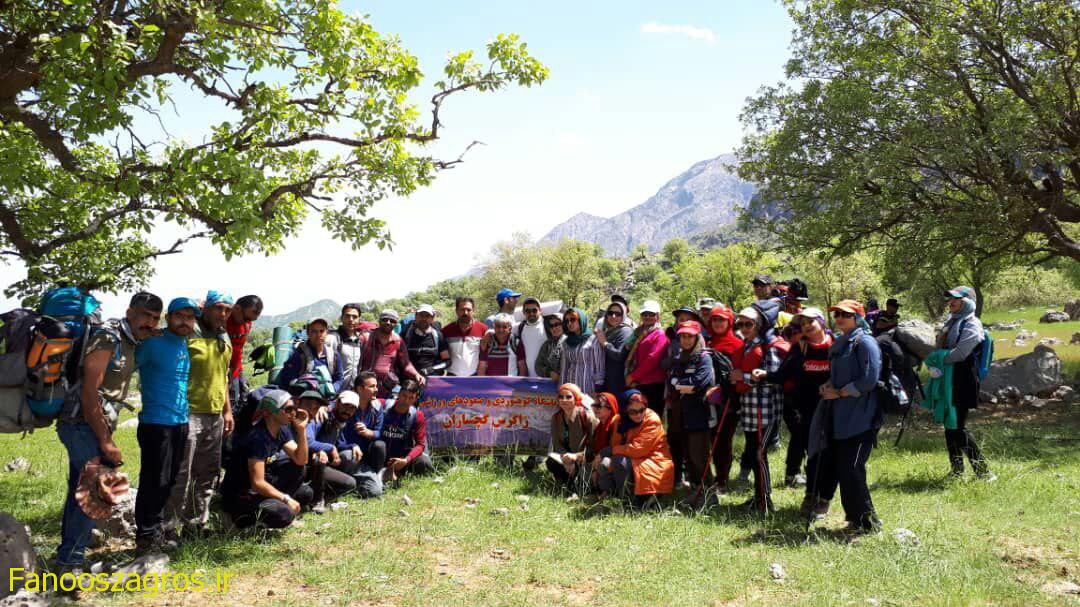 گزارش تصویری صعود کوهنوردان به کوه خامی