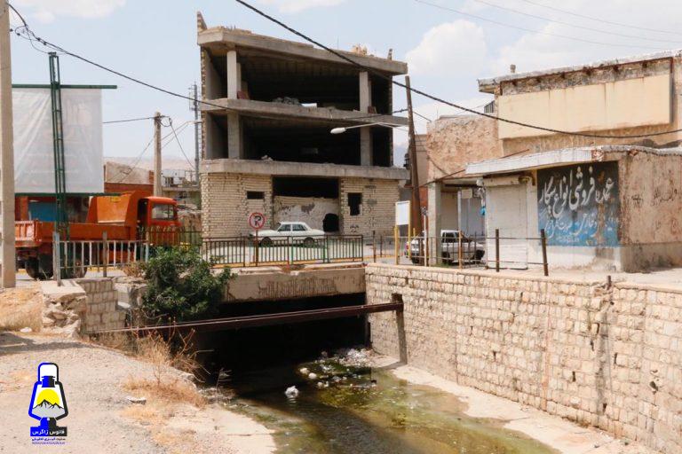 ساختمان یا غده ای چرکین در شهر دوگنبدان/ لزوم پاسخگویی شهرداری و شورای سابق شهر دوگنبدان؟