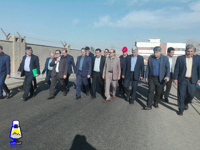 استاندار کهگیلویه و بویراحمد خبر داد: بهره برداری از فاز اول کارخانه گیاهان دارویی گچساران تا پایان سال