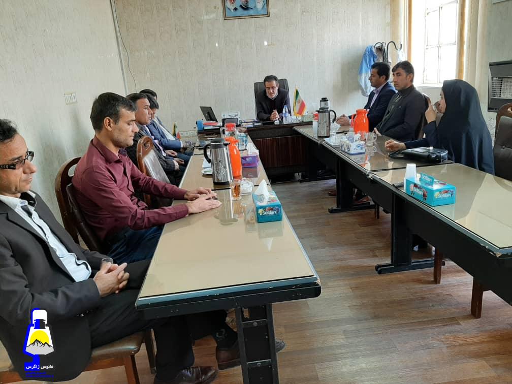 ابقاء مشاور جوانان و بانوان و انتخاب مشاور سیاسی فرماندار شهرستان لنده+تصاویر