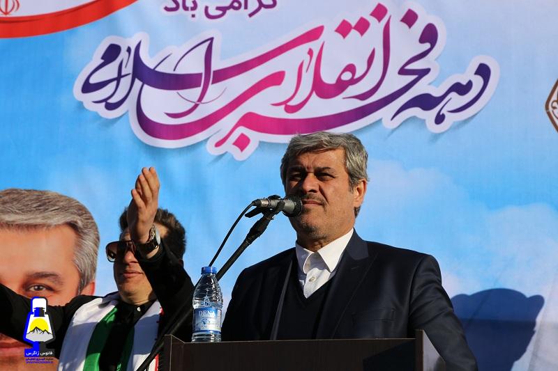 پاسخی به سخنان تاج گردون