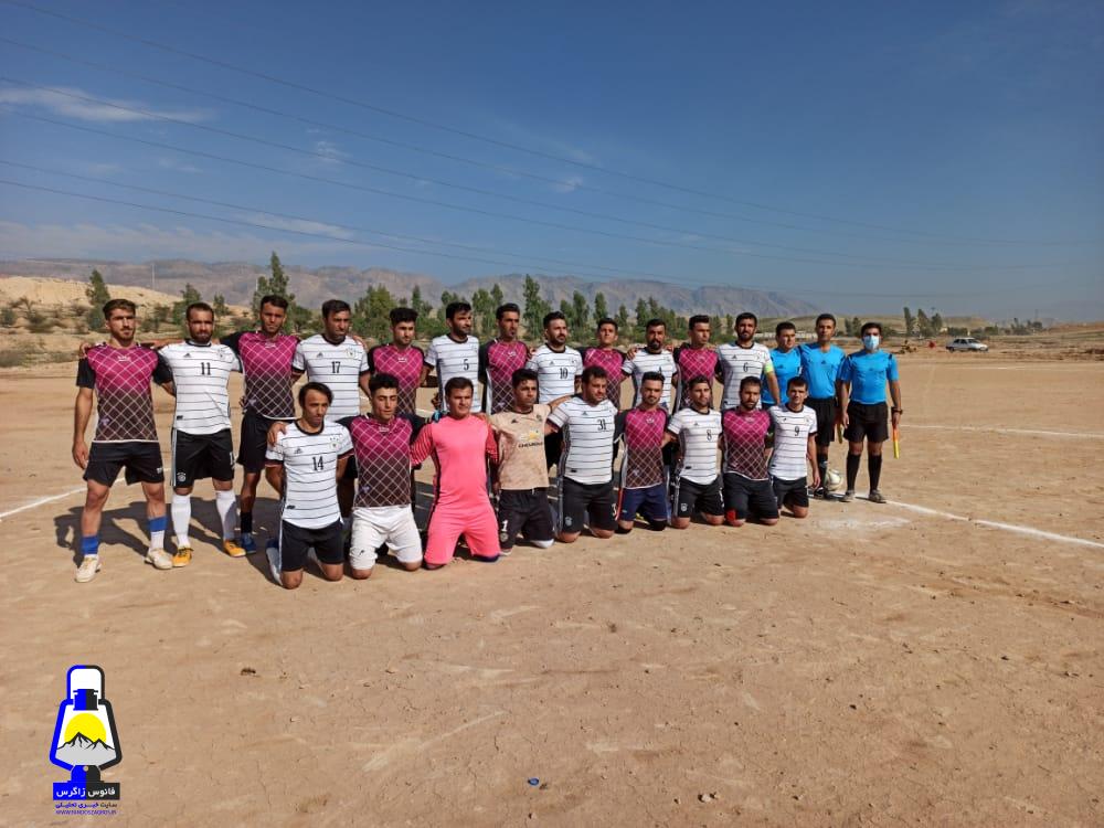 قهرمانی شاهین خیرآباد در مسابقات فوتبال یادواره زنده یاد سید محمد نبی نمازی+تصاویر