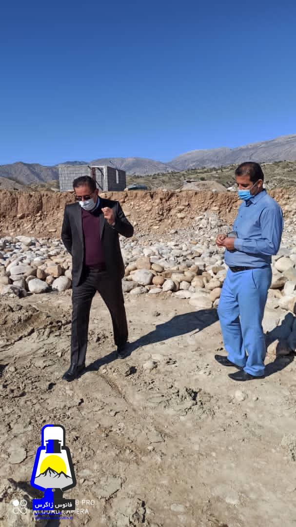 بازدید فرماندار لنده از پروژه تقویت ایستگاه پمپاژ ابیاری کشاورزی روستای ایدنک+عکس