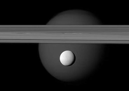 نشانه‌های حیات در سیاره زحل