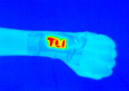 گرمای قابل حمل در یک مچ‌بند حرارتی!