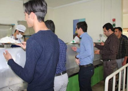 یک پرس غذای دانشجویی چند؟