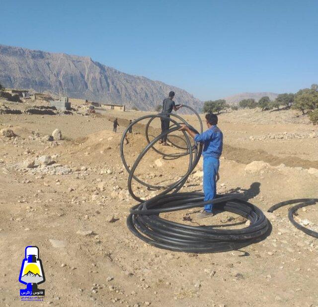 رفع مشکل آب یک روستا در کهگیلویه پس از ۴۲ سال ؛ آب پایدار به روستای بلوط بنگان رسید