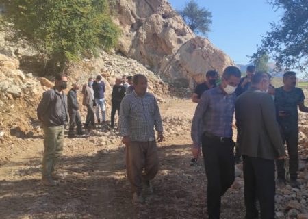 تجمع کشاورزان امامزاده جعفر گچساران در اعتراض به حفر چاه عمیق توسط جهاد کشاورزی+تصاویر