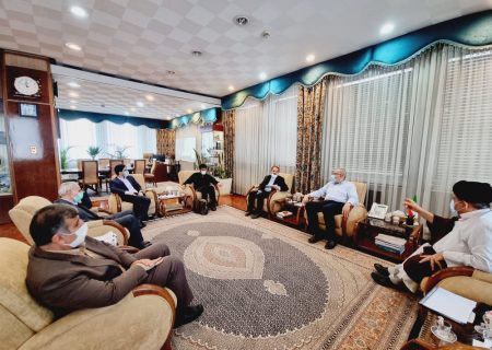 رهاورد دیدار موحد، استاندار و حسینی با وزیر نفت؛  ماموریت ویژه وزیر نفت به دستیارش برای رسیدگی به پروژه های استان کهگیلویه و بویراحمد/صدور دستور تامین اعتبار راه ارتباطی لیکک به جایزان/ قول مساعد اوجی برای تخصیص اعتبار تکمیل ورزشگاه قلعه رئیسی و چمن های ورزشی