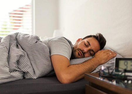 بیماری شایعی که بر اثر کم‌خوابی بروز می‌کند