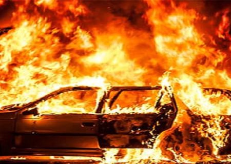 حریق خودروی پرشیا در میدان طالقانی حادثه ساز شد