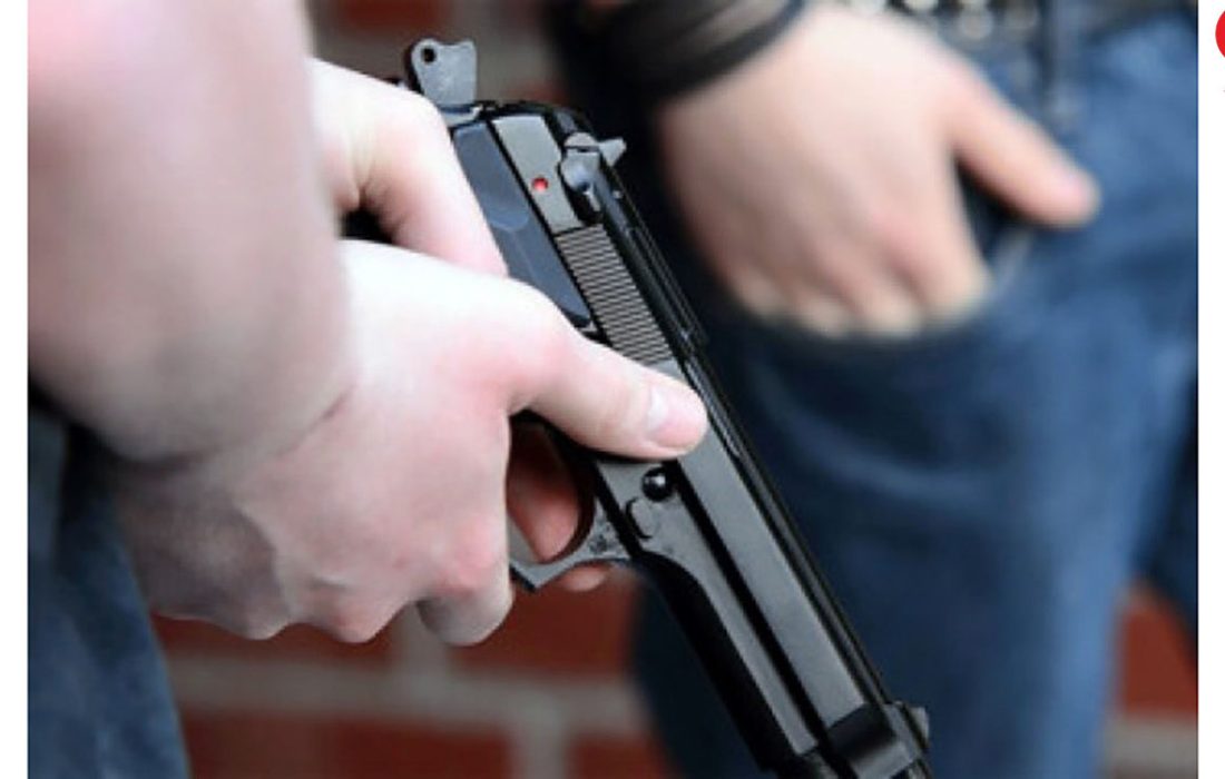 فیلم تیراندازی وحشتناک در آمریکا/ ۳ نفر زخمی شدند