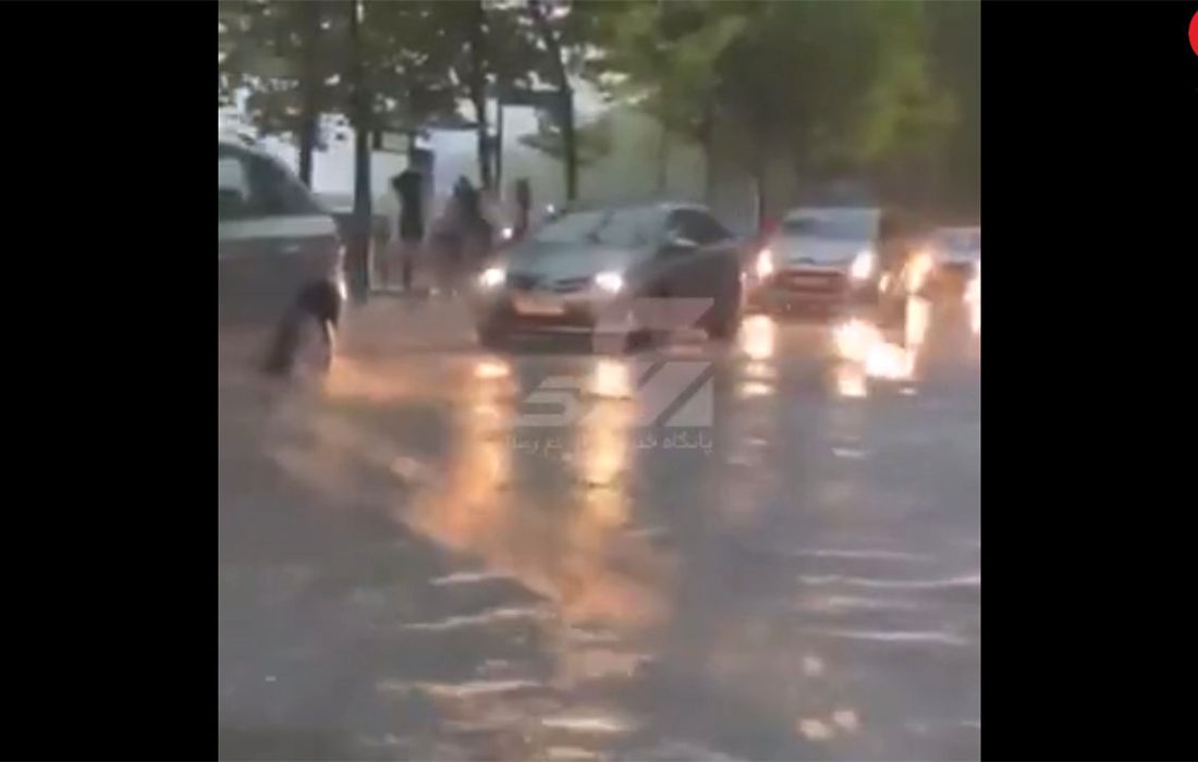 فیلم عجیب از طوفان و باران سیل آسا در پاریس/ برج ایفل دیده نمی شد