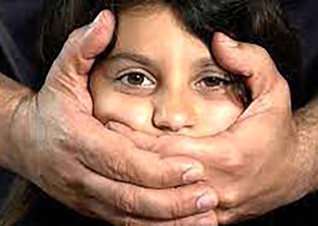 مرگ دختر ۶ ساله تحت آزار سیاه مرد شیطان صفت / در هند رخ داد