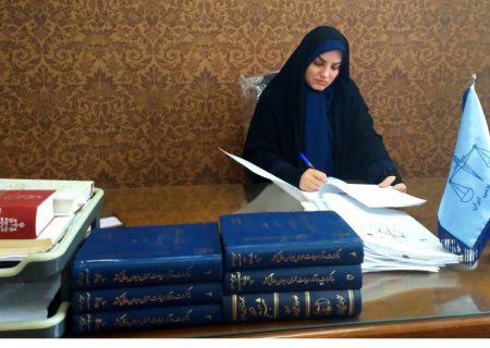 مهری درویشی تنها بازپرس زن در ایران + گفتگو با متفاوت ترین قاضی ایران