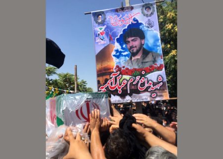 ۸ عکس و فیلم از مراسم تشییع و خاکسپاری شهید مدافع حرم عباس آسمیه در کرج / ببینید