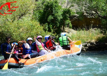 تور رفتینگ کرج یا رفتینگ جاده چالوس رفتینگ با بیا تور در سال ۱۴۰۱