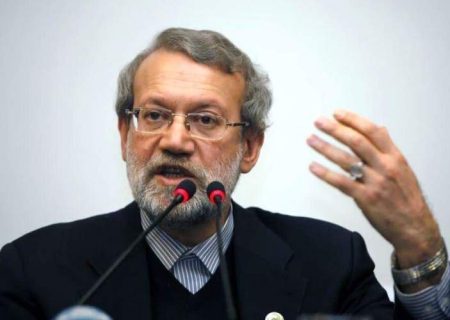 علی لاریجانی: نیاز امروز ما گوش‌دادن است
