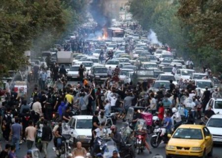 وضع اقتصاد خوب بود نیمی از معترضان نمی‌آمدند