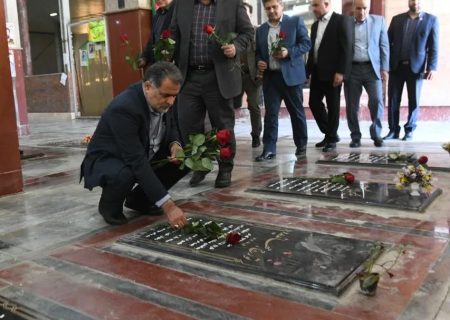 ورود مدیرعامل جدید نفت و گاز گچساران /تودیع و معارفه در حال برگزاری