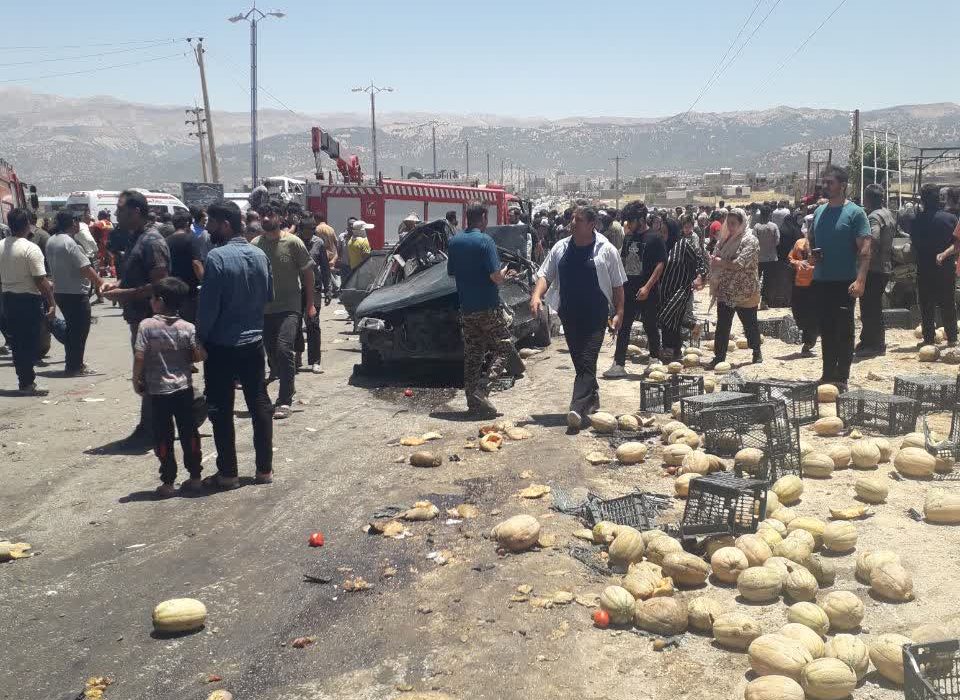 تصادف عجیب و خونین در ورودی شهر یاسوج/گزارش تلفات این تصادف وحشتناک اعلام می شود+فیلم و عکس