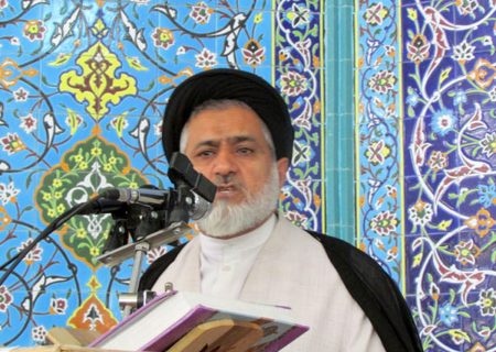 امام جمعه گچساران: اگر مسئولین مسئله کشف حجاب حل نکنند آتش به‌اختیار وارد عمل می‌شویم