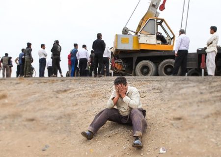 آنچه که به جایی نرسد فریاد است