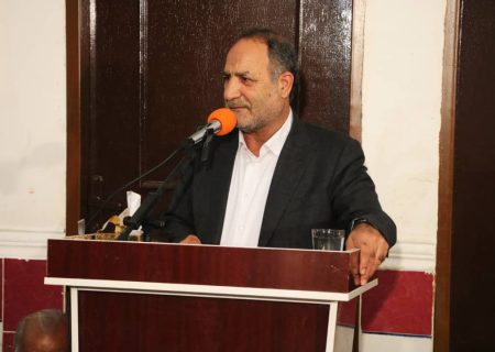 مشک آن است که خود ببوید