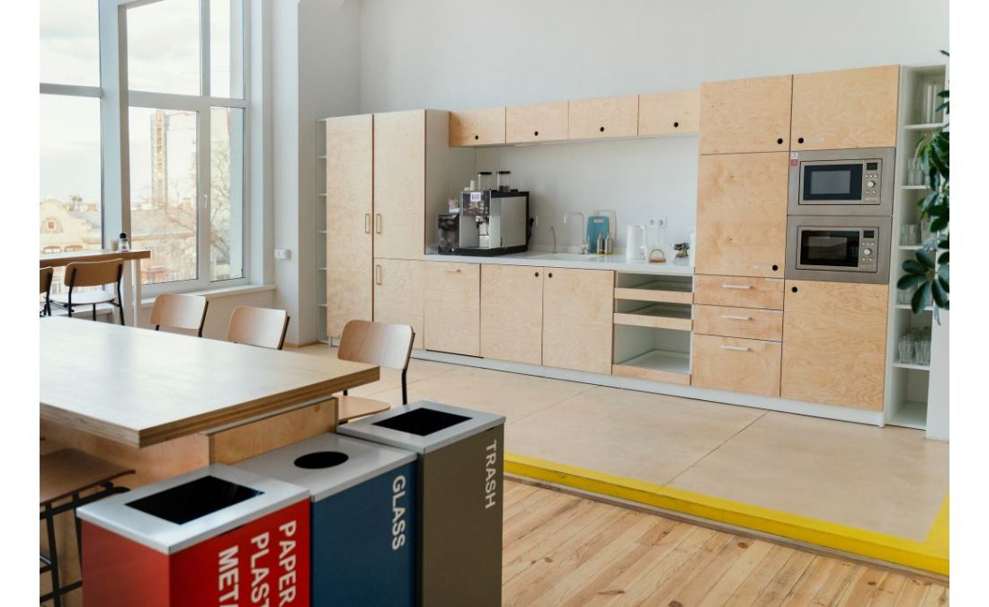 حد فاصل استاندارد بین یخچال و سطوح آشپزخانه