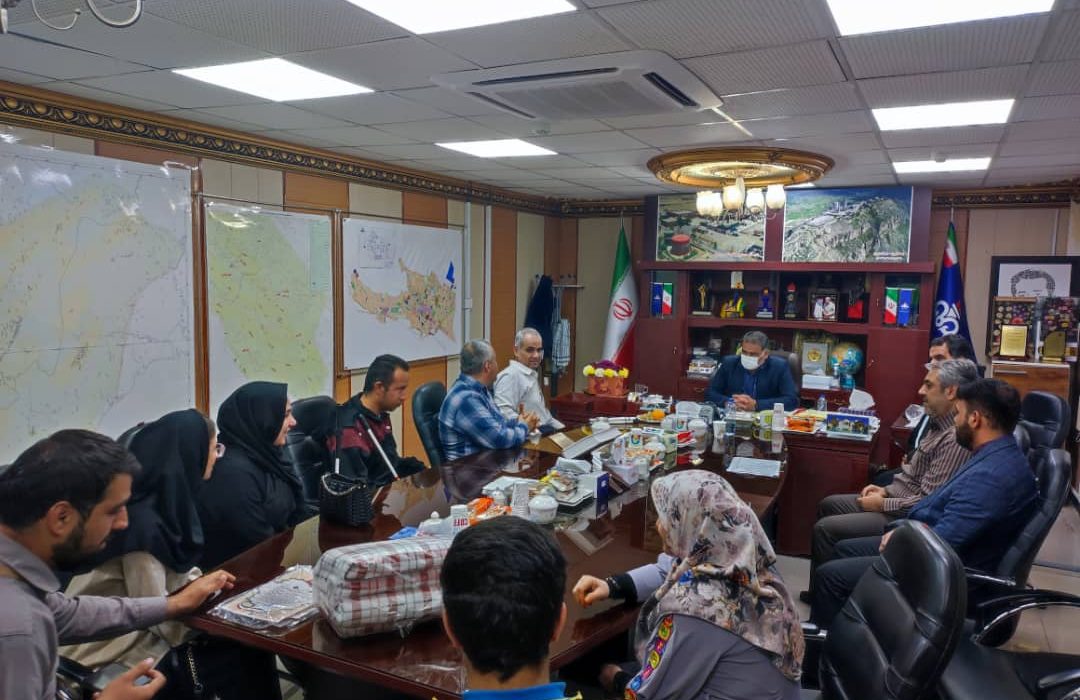 تقدیر انجمن نابینایان گچسارانی از مدیرعامل نفت و گاز گچساران+تصاویر