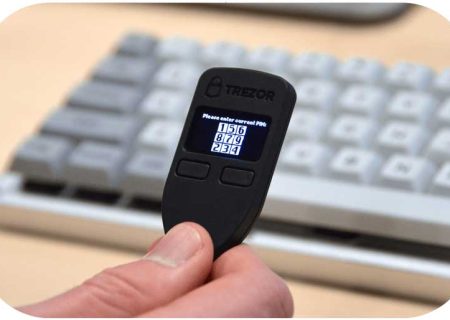 ترزور از کیف ‌پول‌ سخت افزاری جدید خود رونمایی کرد!