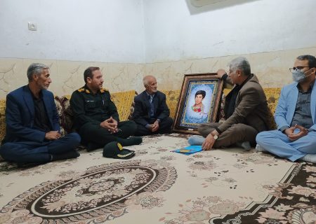 در راستای اجلاسیه ،عیادت خانواده شهدا