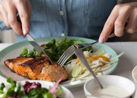 بهترین زمان شام خوردن از نگاه کارشناسان