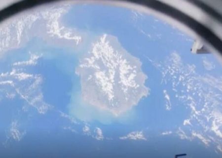 فضانوردان چینی از سکوی پرتاب‌شان عکس گرفتند+فیلم