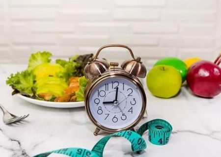 فواید‌غذا خوردن در‌بازه زمانی۸تا ۱۰ساعته در روز