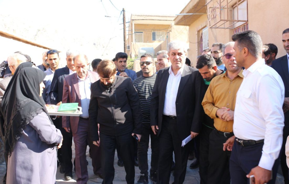 بازدید از پروژههای عمرانی طرح منظومه روستایی گچساران+تصاویر