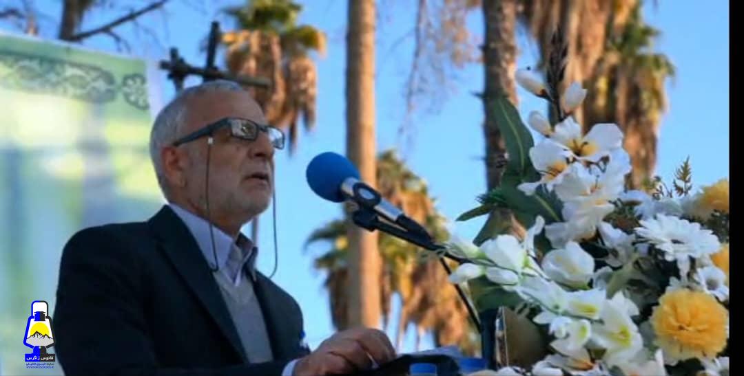 حاج داوری به درستی شاعر اهل البیت(ع) بود