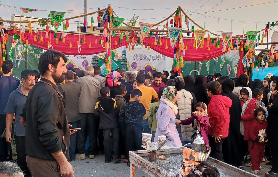 میلاد نور علی نور است