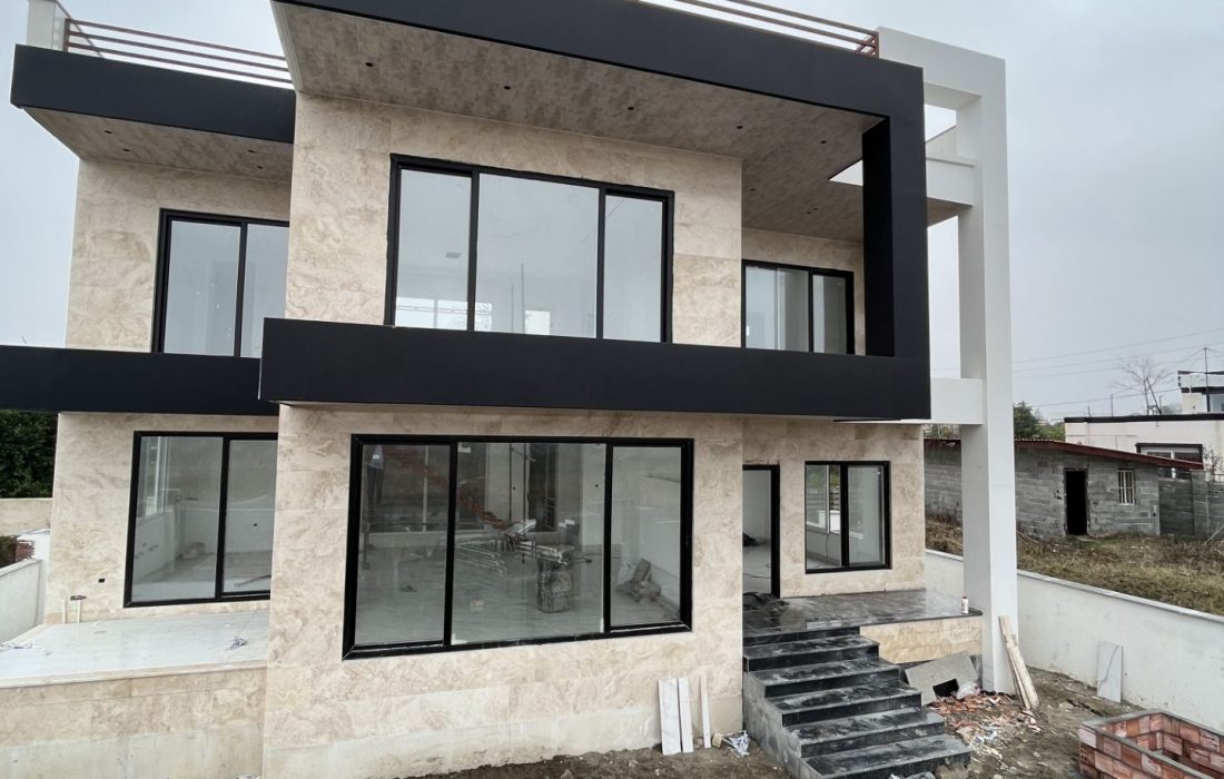 گروه صنعتی رفعت پور بهترین تولید کننده درب و پنجره UPVC در تنکابن