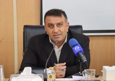 محمد بهرامی در جلسه شورای اداری استان:برخی مدیران «عصا به‌دست» منافع مردم را ضایع می‌کنند / پایان سال مالی نزدیک است ولی بعضی از مناقصات هنوز باز نشده‌اند / علت تأخیر در برگزاری بعضی مناقصه‌ها چیست؟