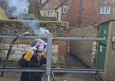 خدمات جوشکاری سیار غرب تهران برای منزل و محل کار