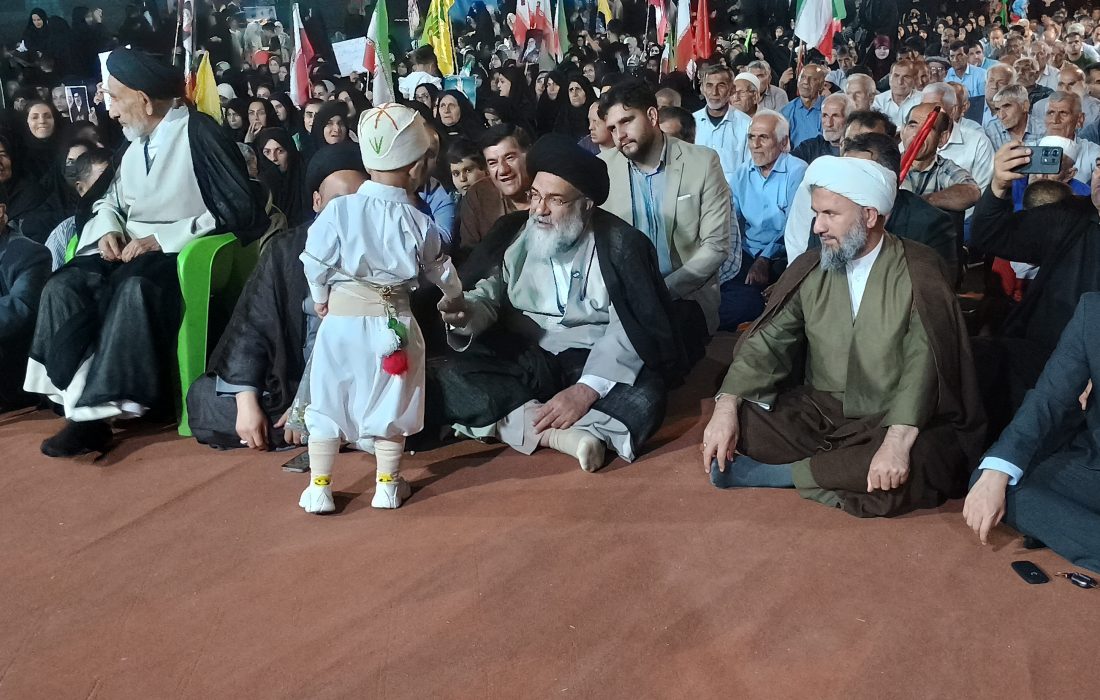 شب نکوداشت روحانیت چرام در خیابان