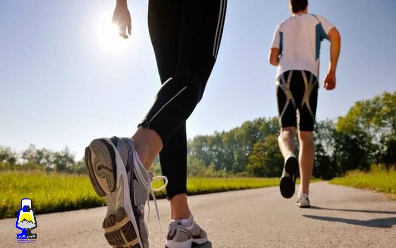 ۱۳ اشتباه رایج هنگام پیاده‌روی را بشناسید